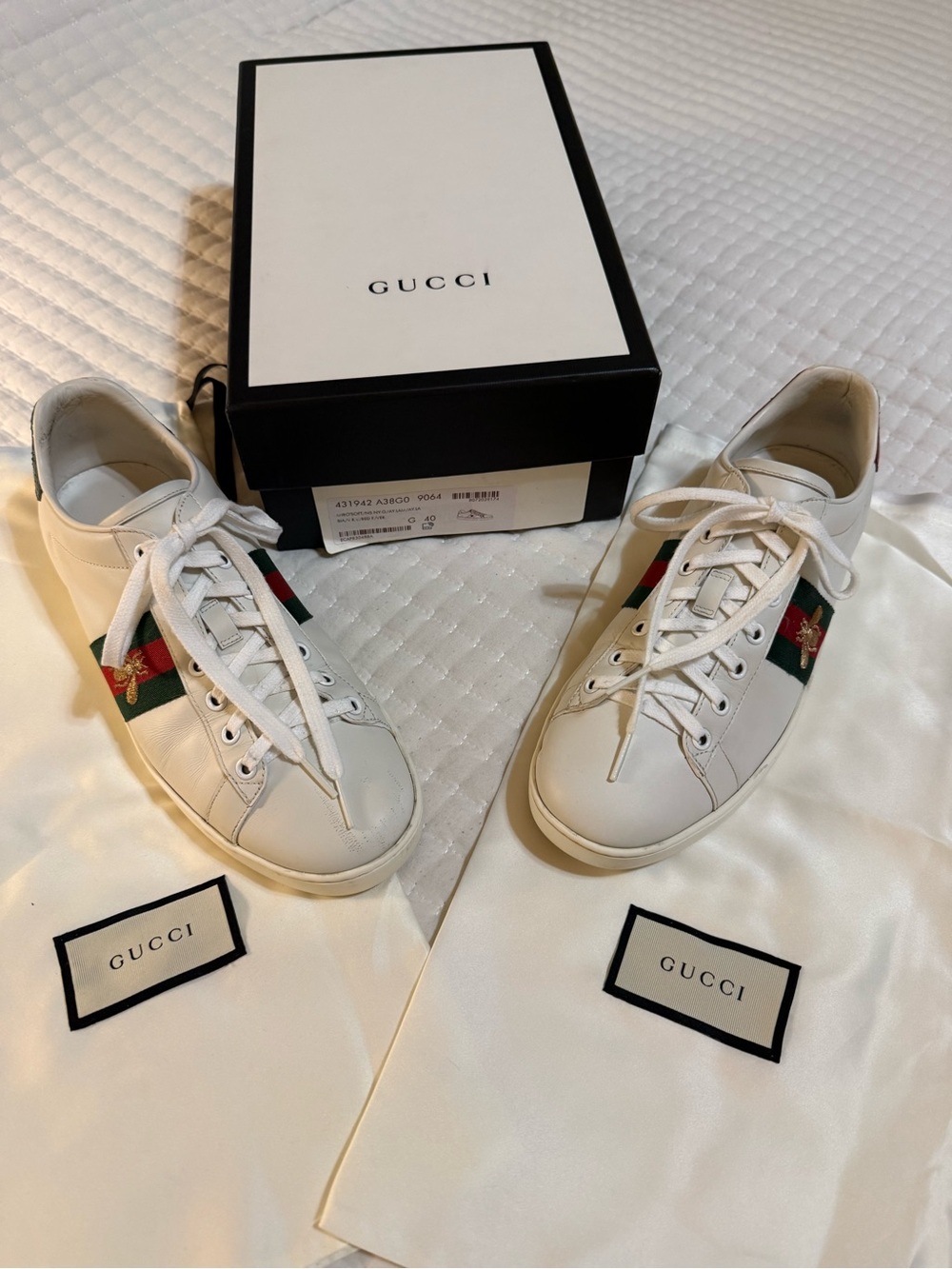 Gucci White Leather Low-Top Sneakers with Green-Red Web and Gold Bee